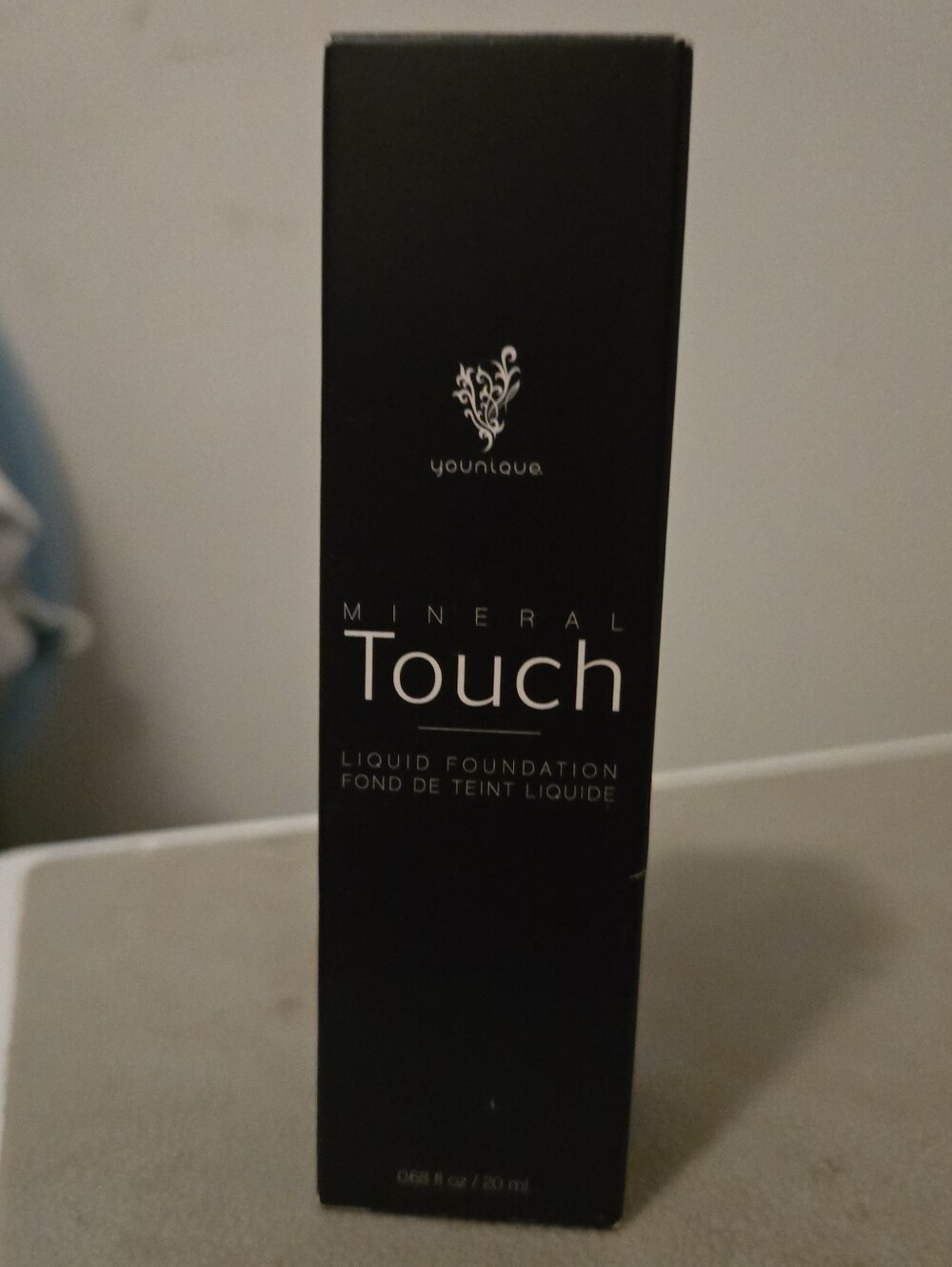 Younique Mineral Touch Liquid Foundation - Cashmere